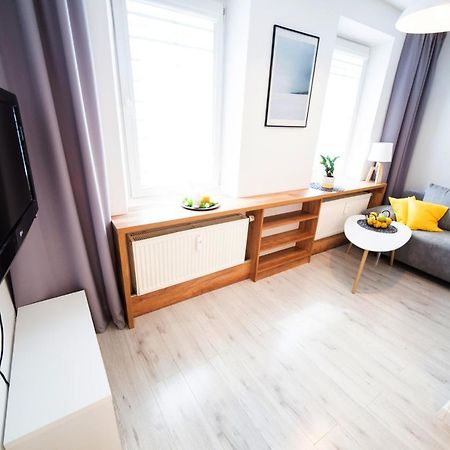 Pozytywny Apartament Przy Rynku Raciborz Exterior photo