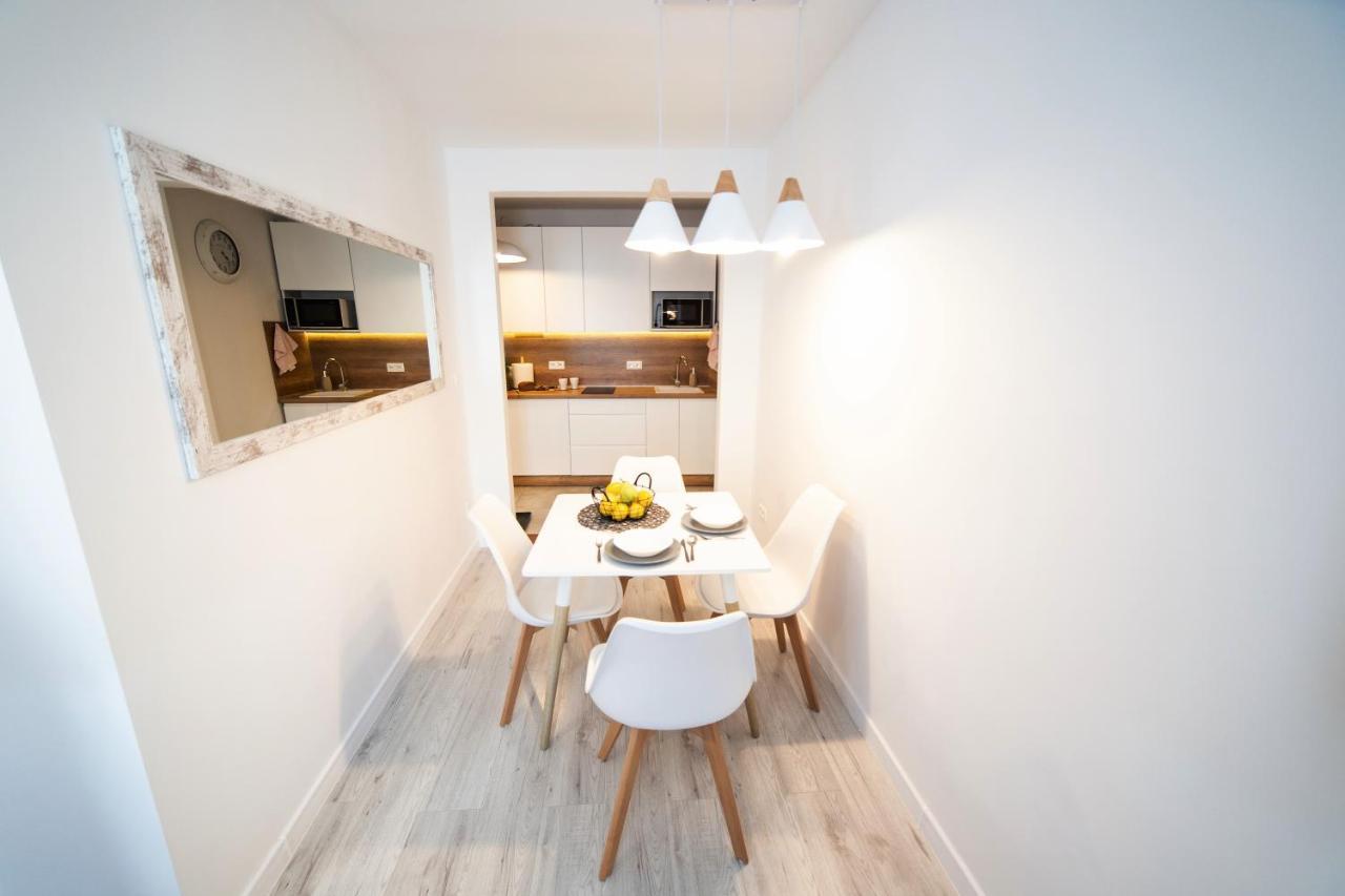 Pozytywny Apartament Przy Rynku Raciborz Exterior photo